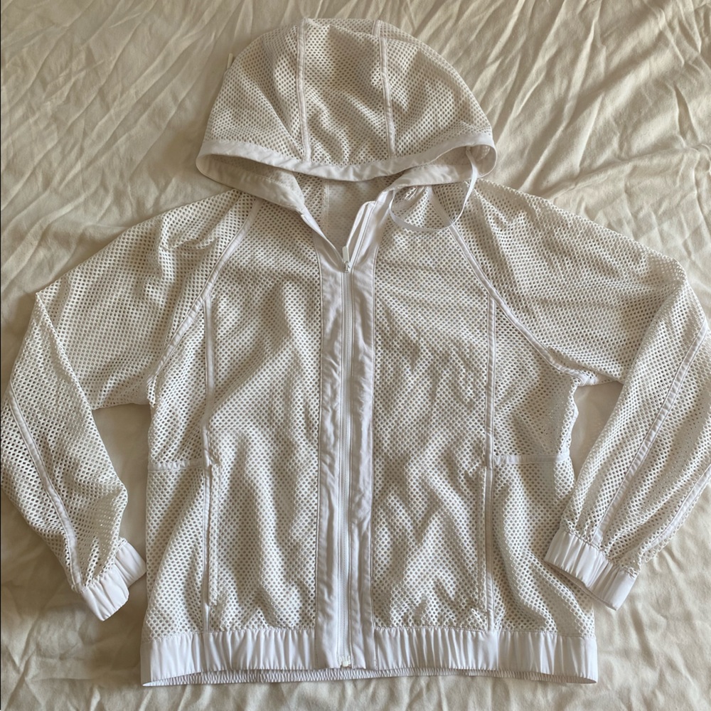 Lululemon - breathable jacket